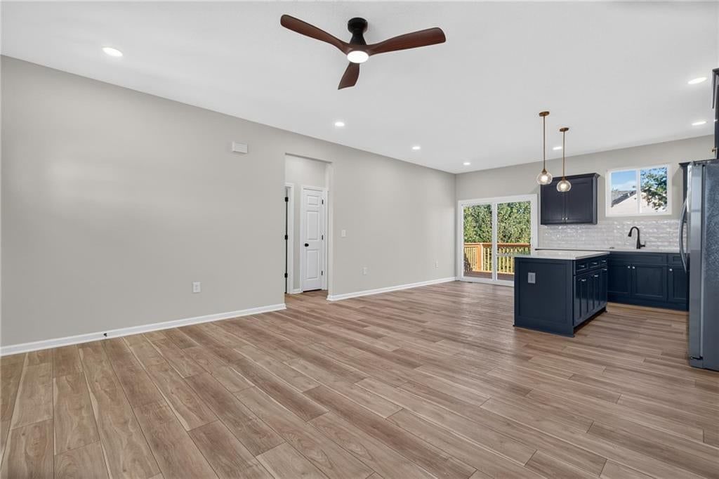 Photo 8 of 40, 1415 Thomas Drive, Louisburg, KS 66053