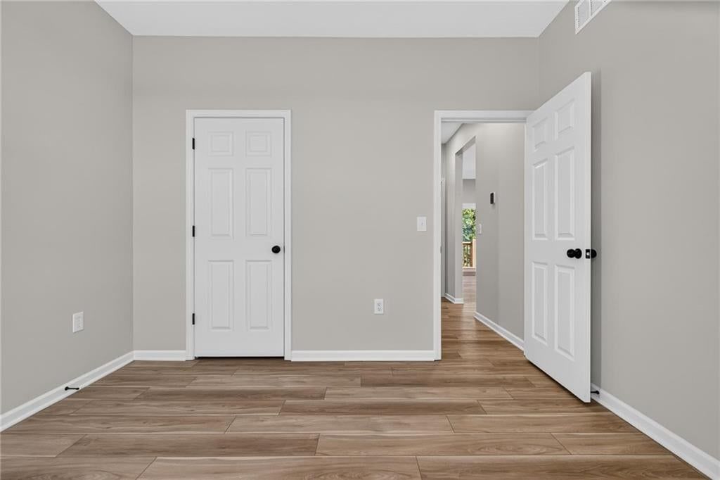 Photo 26 of 40 - 1415 Thomas Drive, Louisburg, KS 66053