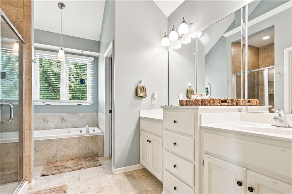 1115 N Glenview Avenue — photo 10