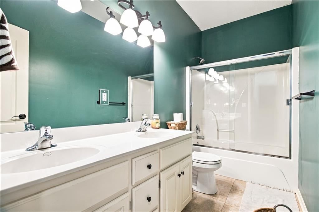 1115 N Glenview Avenue — photo 15