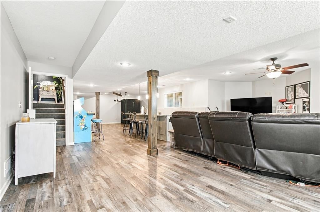 1115 N Glenview Avenue — photo 21