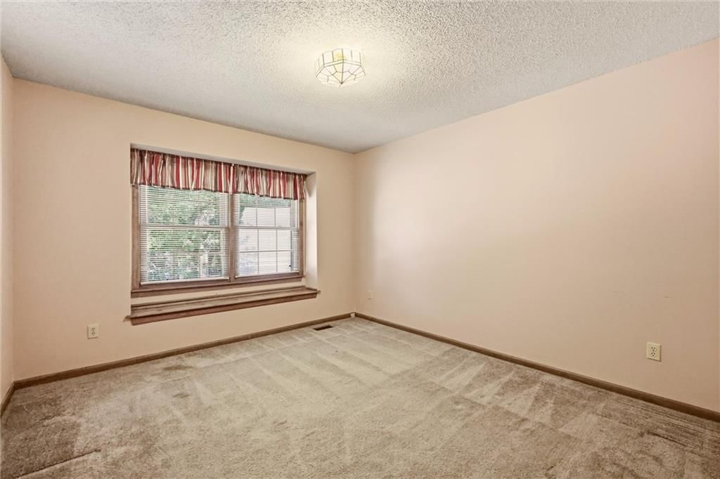 2825 N 103rd Street — photo 30