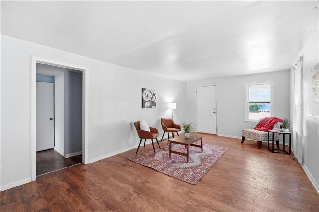 8725 E Smart Avenue — photo 4