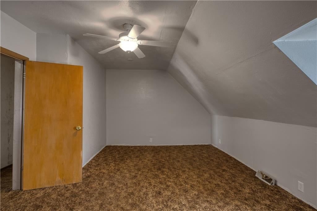 400 S Washington Street — photo 21