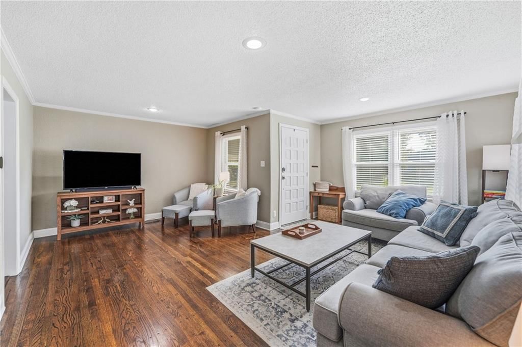 5330 Rosewood Street — photo 5