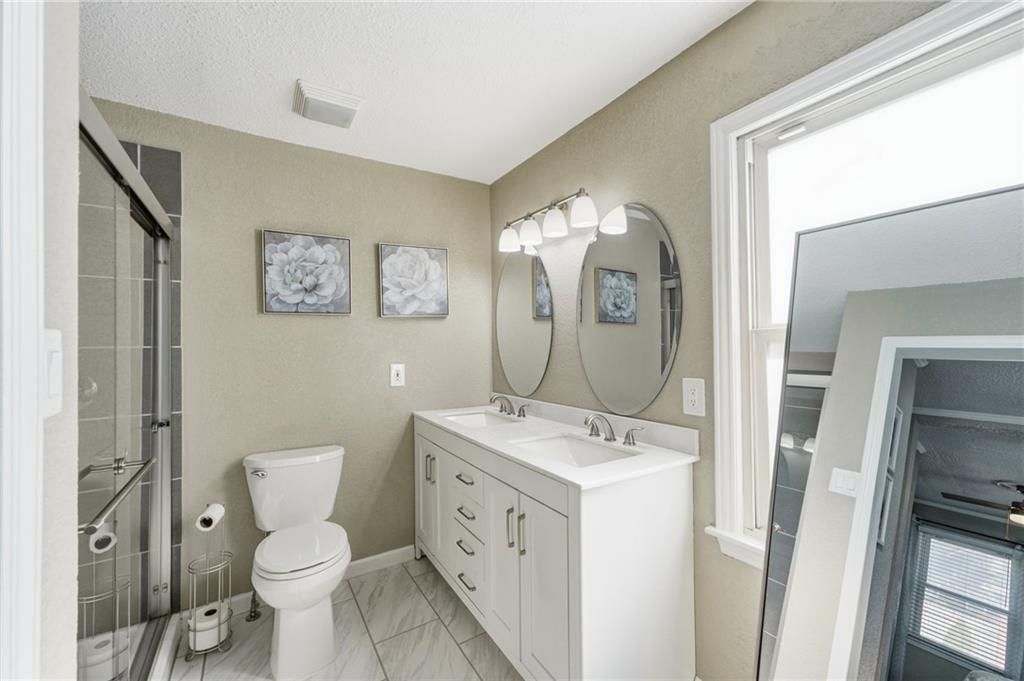 5330 Rosewood Street — photo 20