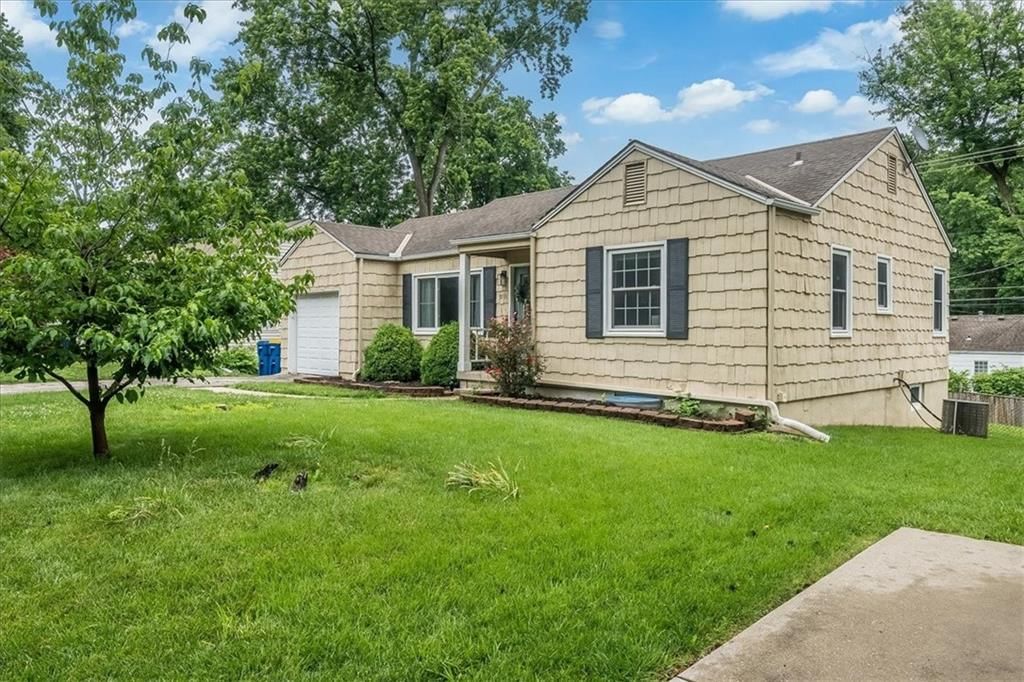 5531 Lamar Avenue — photo 2