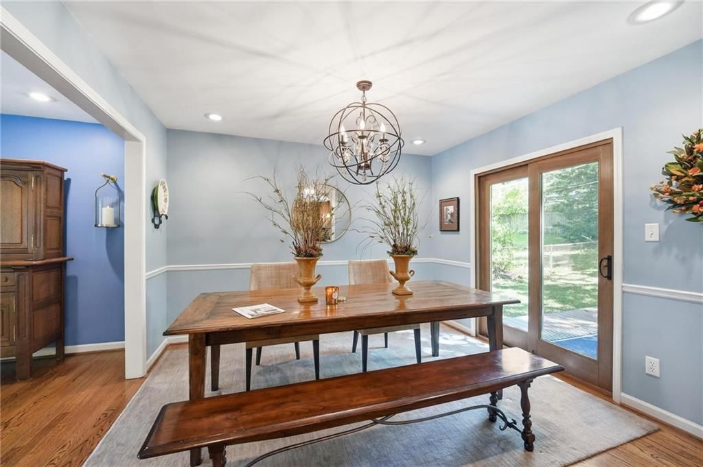 Photo 13 of 62 - 5405 W 80th Street, Prairie Village, KS 66208