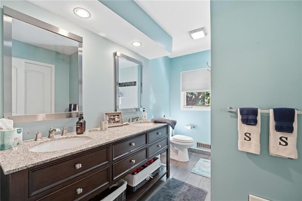 Photo 28 of 62 - 5405 W 80th Street, Prairie Village, KS 66208