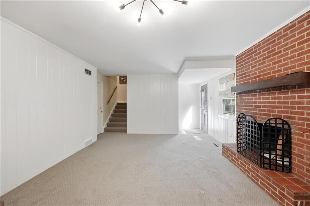 Photo 39 of 62 - 5405 W 80th Street, Prairie Village, KS 66208