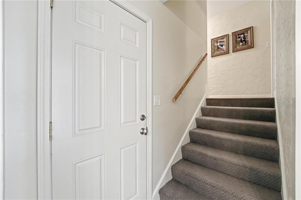 Photo 41 of 62 - 5405 W 80th Street, Prairie Village, KS 66208