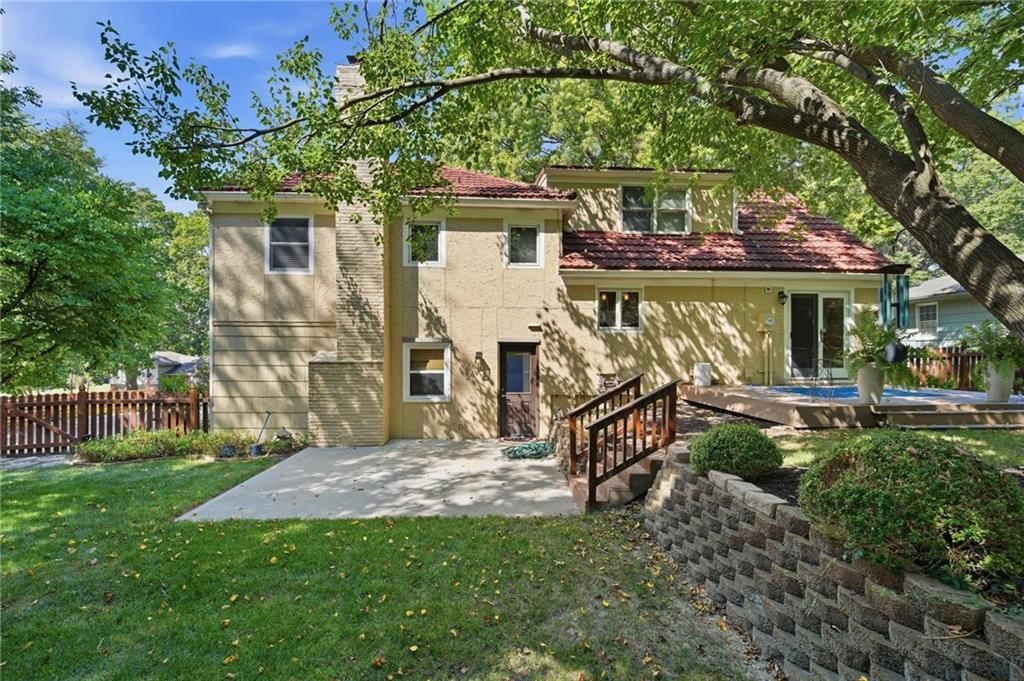 Photo 47 of 62 - 5405 W 80th Street, Prairie Village, KS 66208