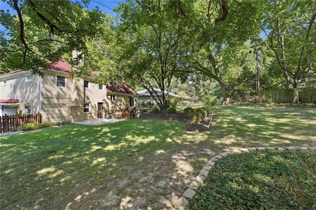 Photo 52 of 62 - 5405 W 80th Street, Prairie Village, KS 66208