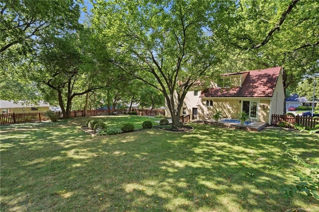 Photo 53 of 62 - 5405 W 80th Street, Prairie Village, KS 66208
