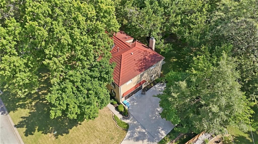 Photo 54 of 62 - 5405 W 80th Street, Prairie Village, KS 66208