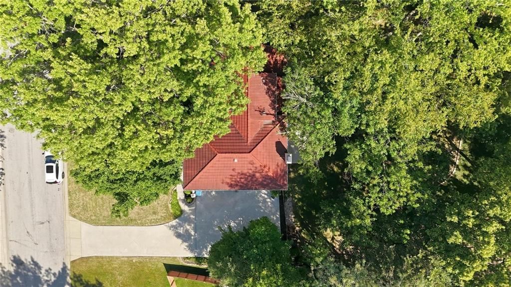 Photo 60 of 62 - 5405 W 80th Street, Prairie Village, KS 66208