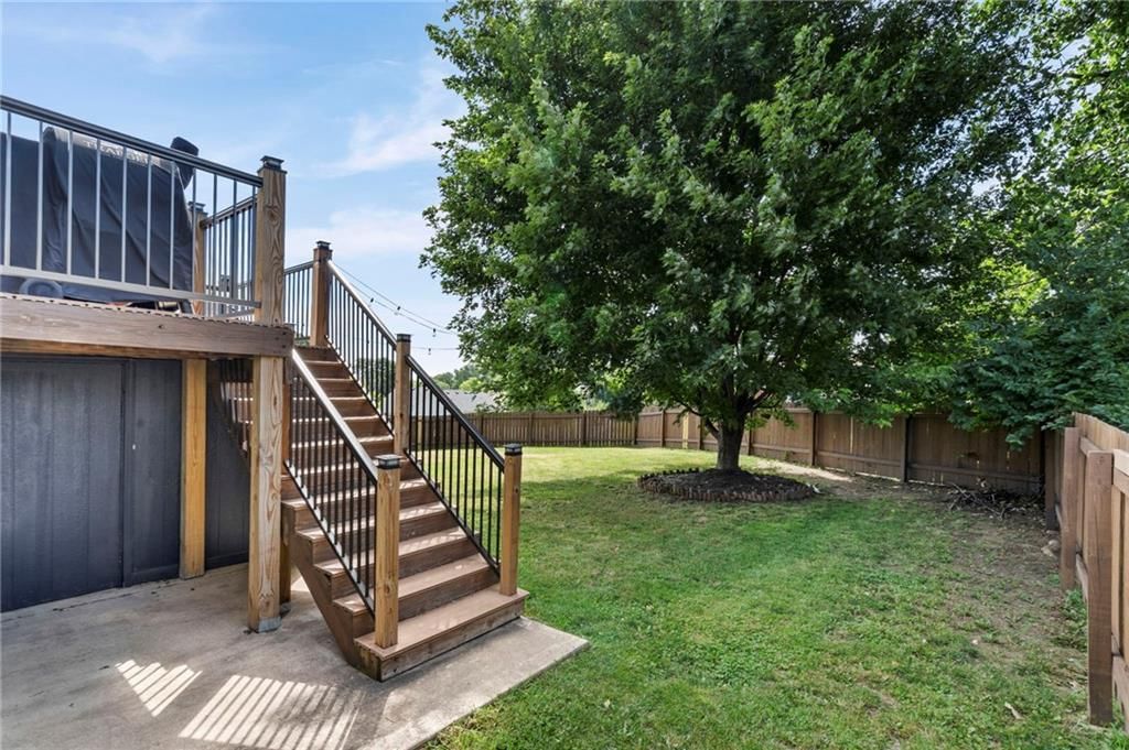 701 N Rockwell Avenue — photo 32