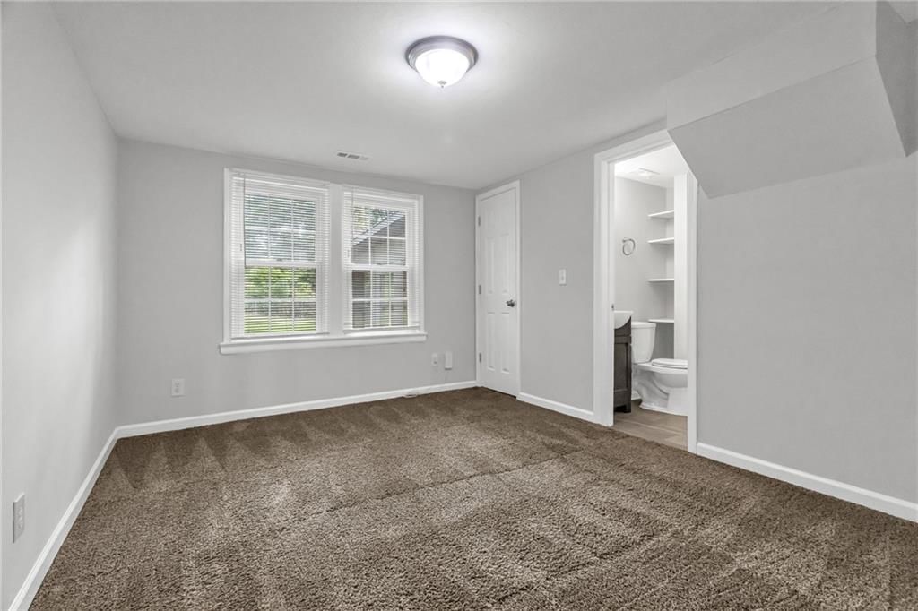 2506 NE 46th Street — photo 11