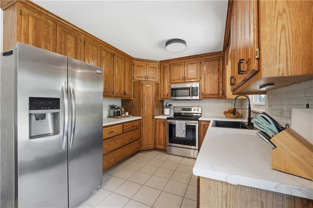413 SE Annette Street — photo 7