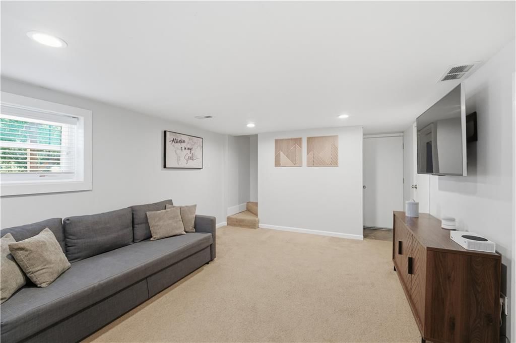 413 SE Annette Street — photo 17