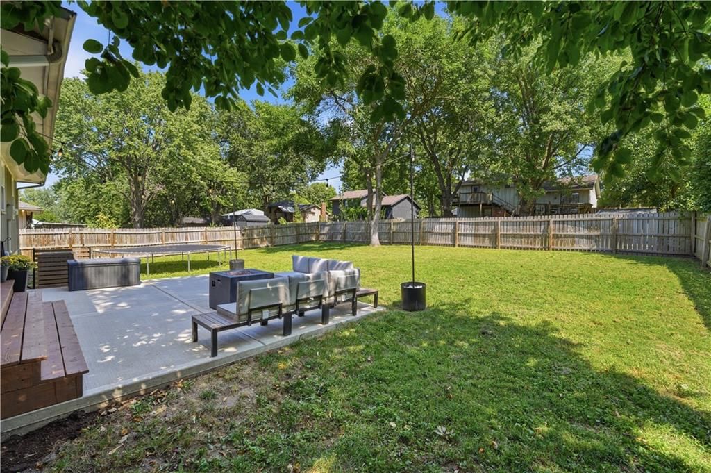 413 SE Annette Street — photo 21