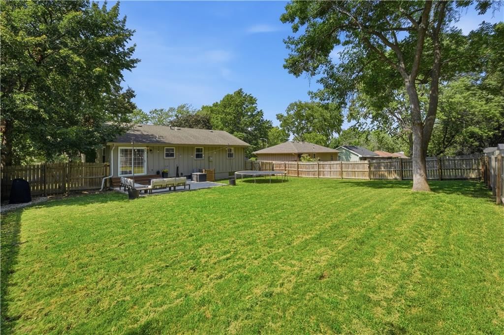 413 SE Annette Street — photo 23
