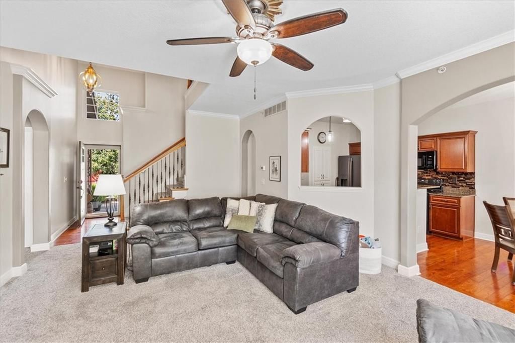 8871 Inkster Street — photo 5