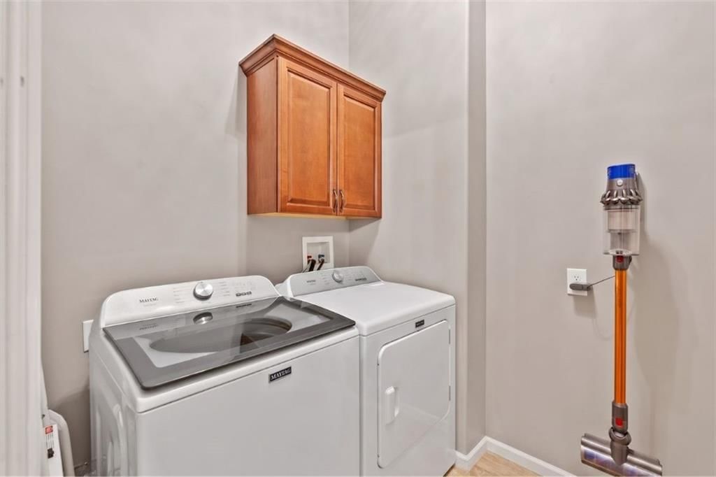 8871 Inkster Street — photo 16