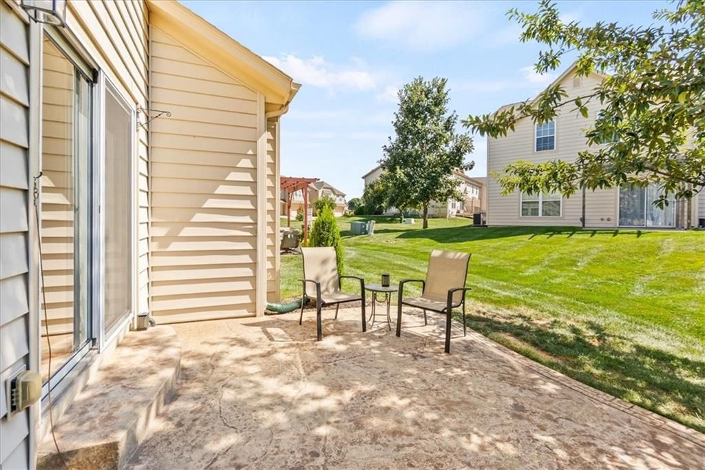 8871 Inkster Street — photo 27