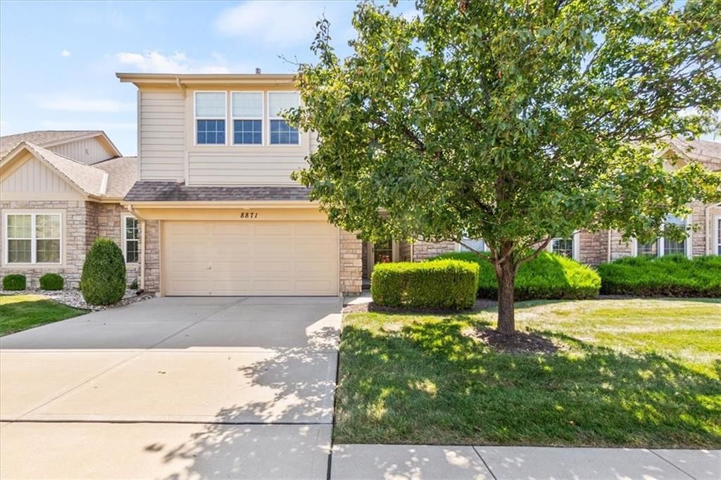 8871 Inkster Street, Lenexa, KS