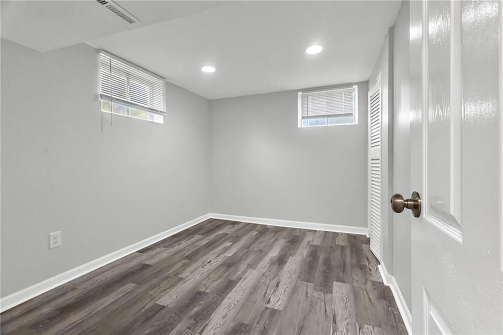604 W 38th Street — photo 21