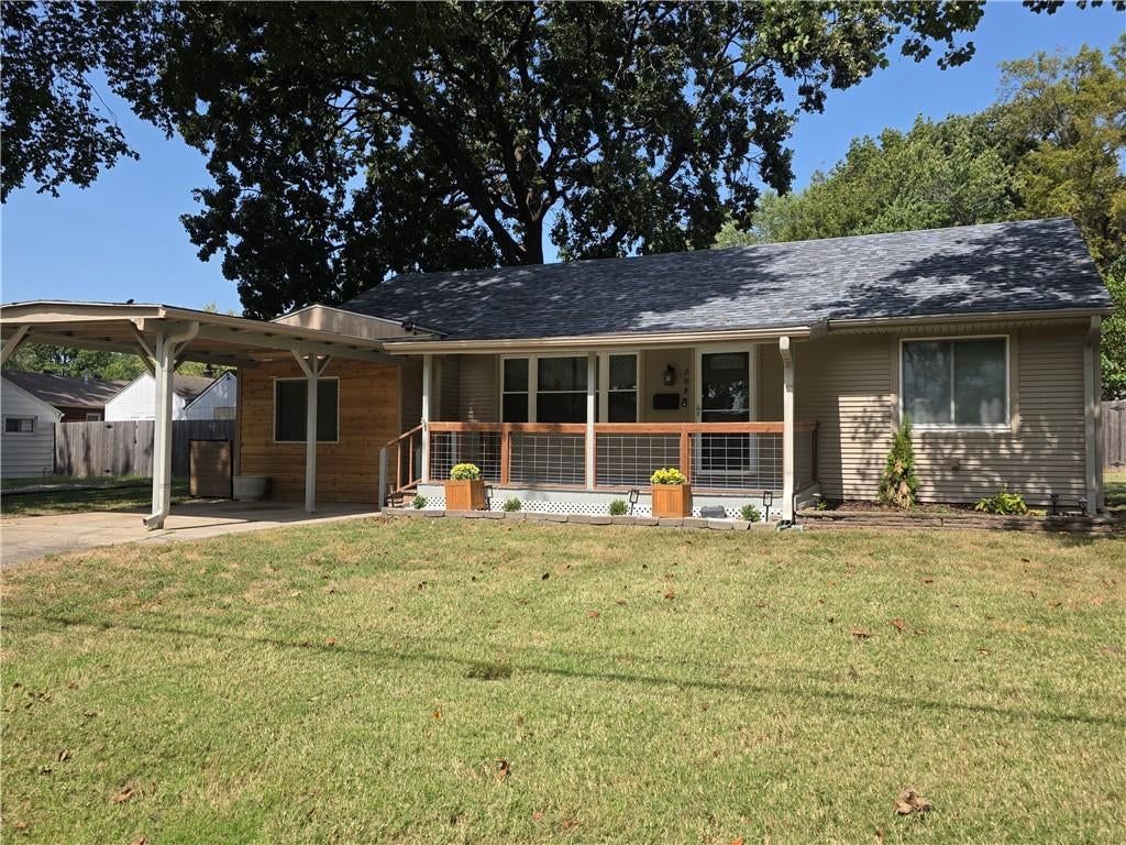208 SW 5th Street, Lee's Summit, MO