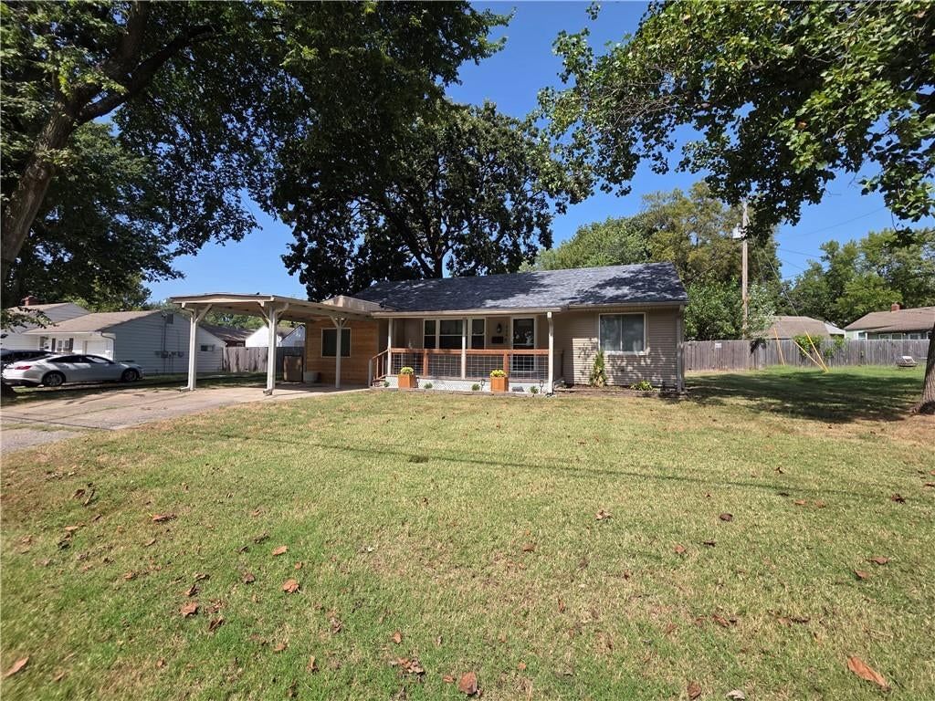 208 SW 5th Street, Lee's Summit, MO: listing photo 3