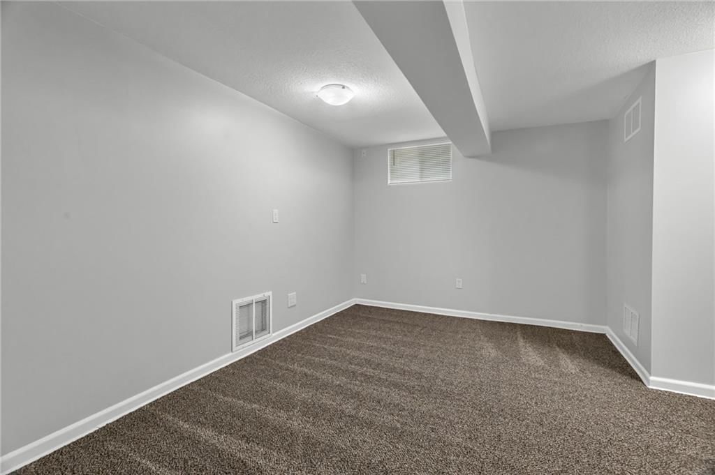 1748 SE Silkwood Court — photo 23