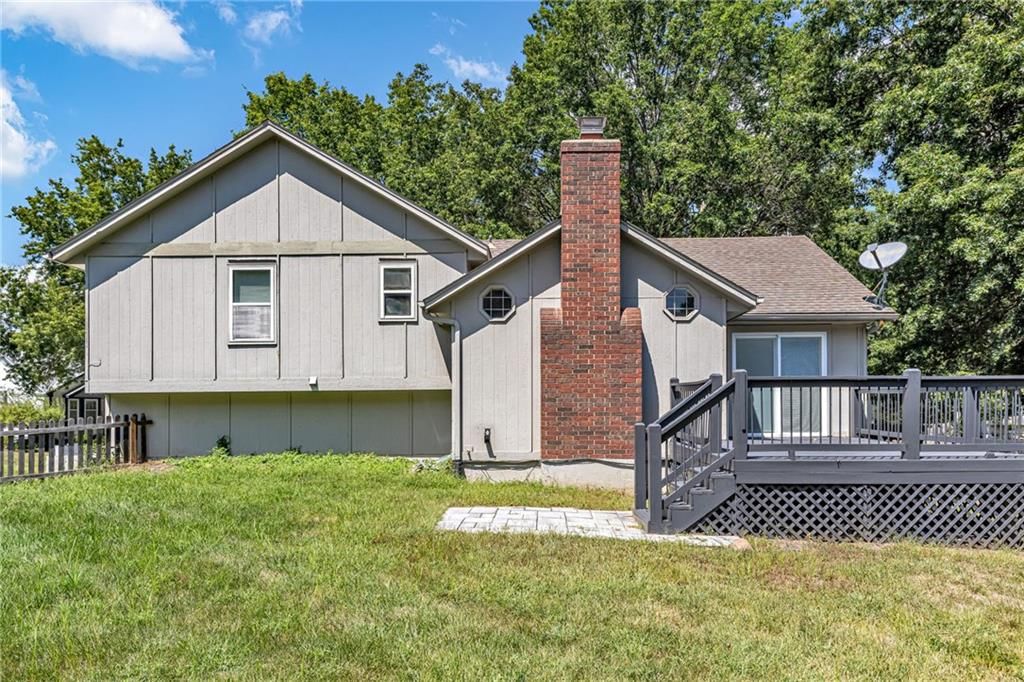 1748 SE Silkwood Court — photo 27