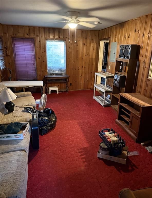 Photo 4 of 9 - 8020 Wabash Avenue, Kansas City, MO 64132