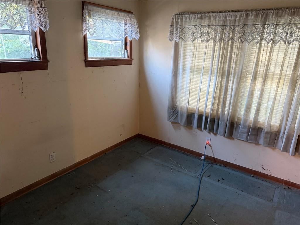Photo 5 of 9 - 8020 Wabash Avenue, Kansas City, MO 64132