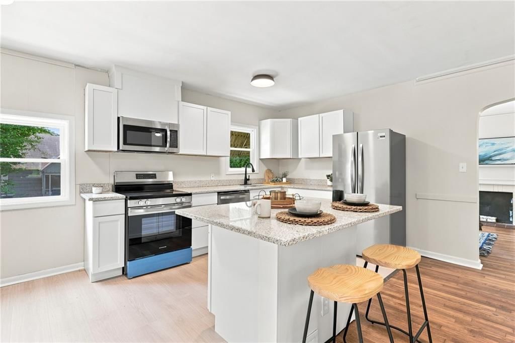 1301 E 80th Street — photo 16