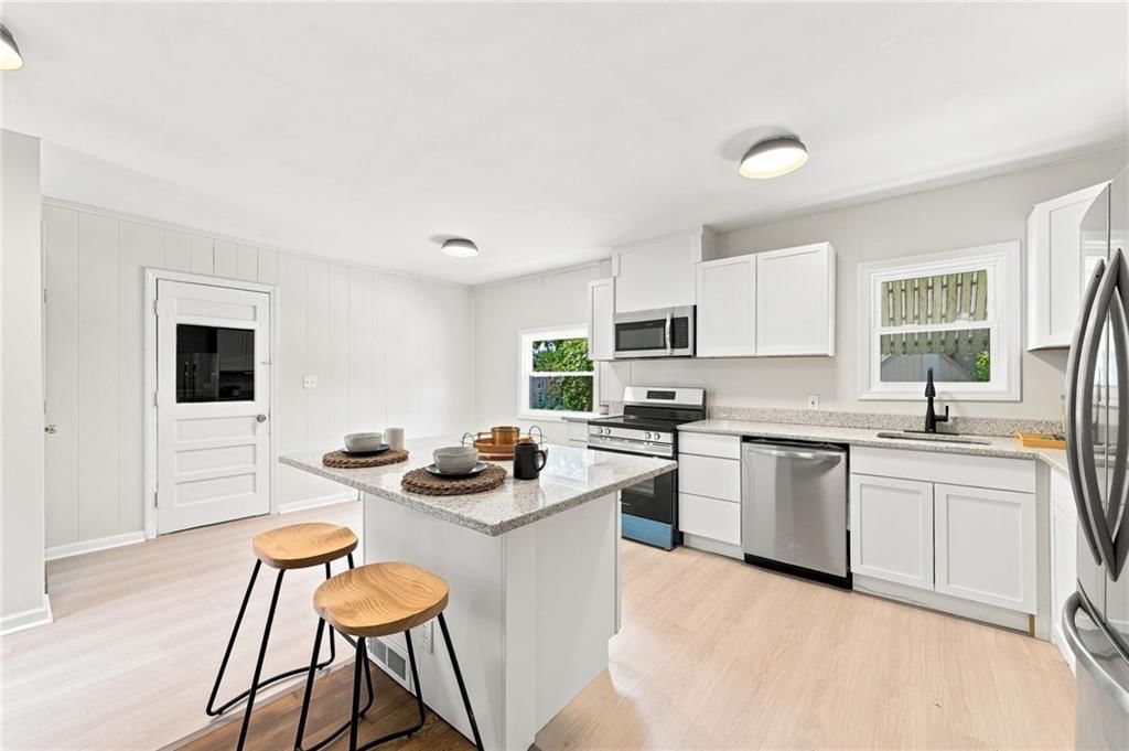 1301 E 80th Street — photo 22