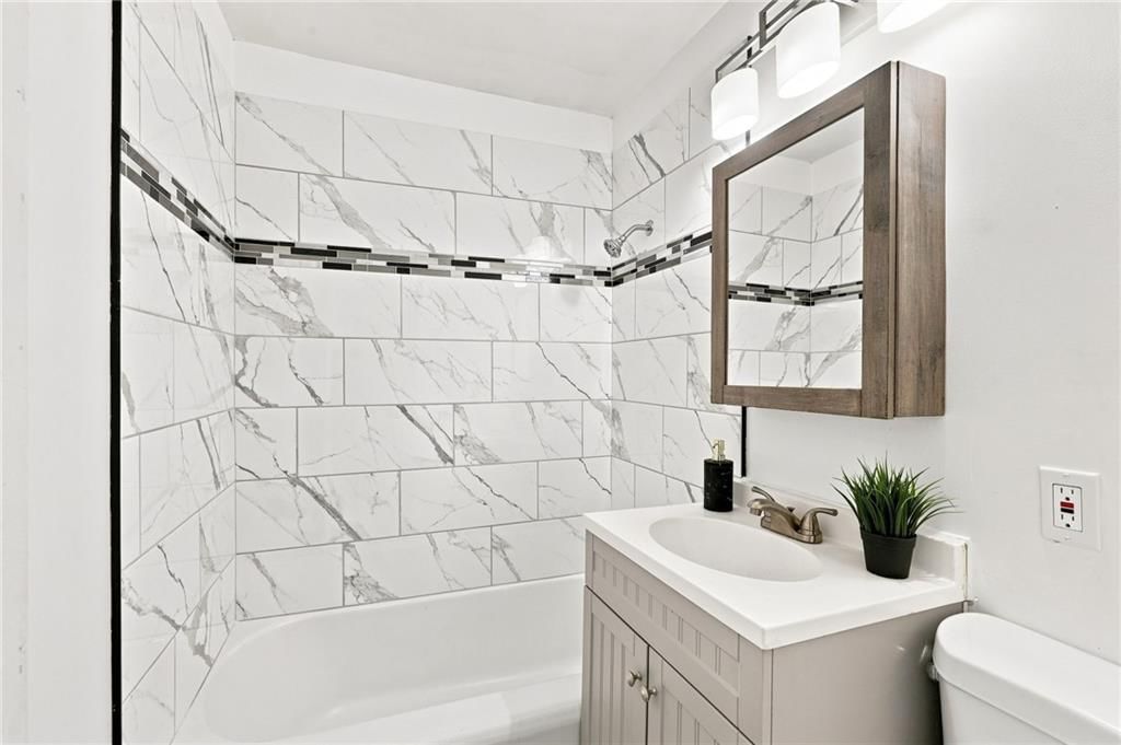 1301 E 80th Street — photo 30