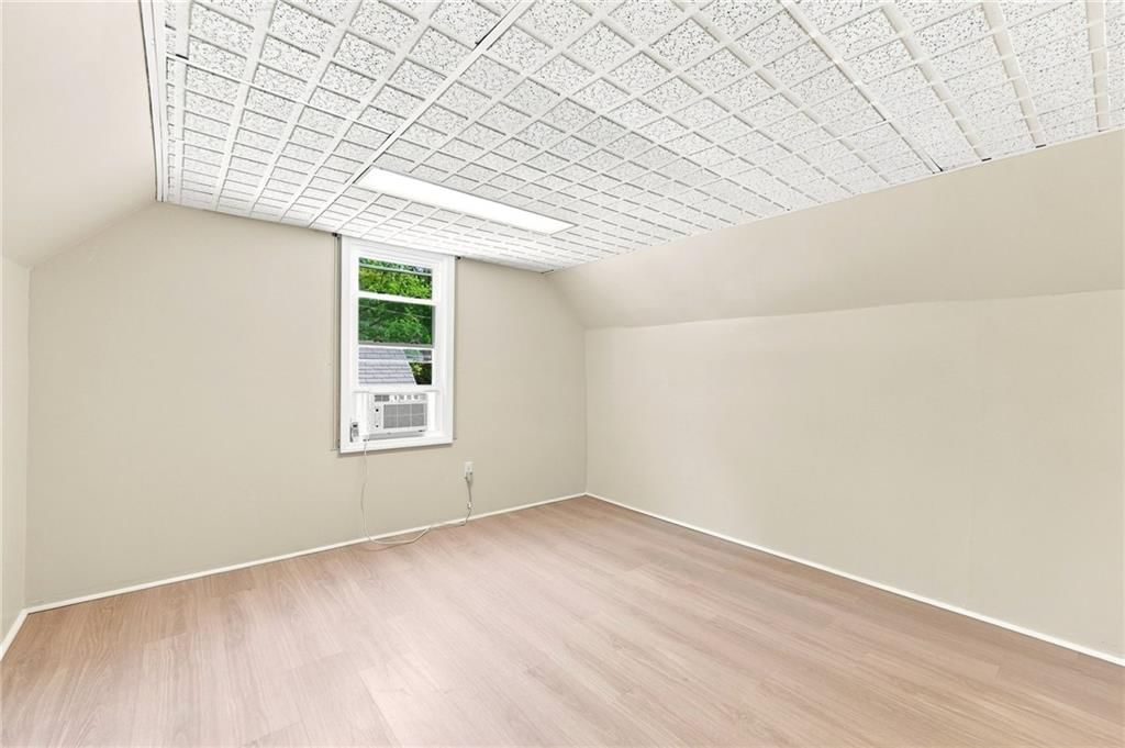 1301 E 80th Street — photo 33