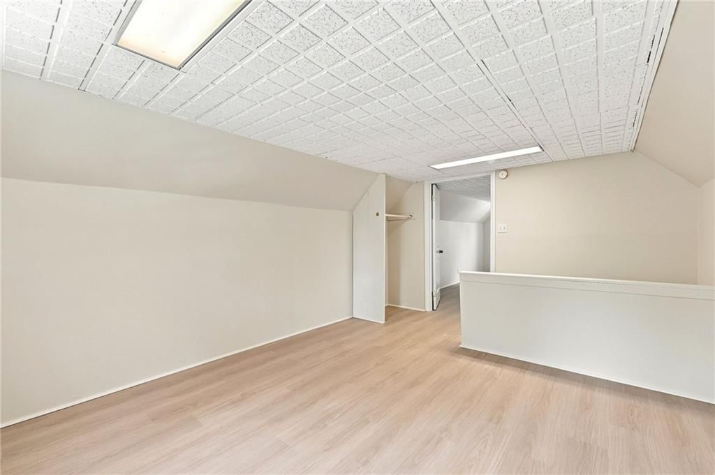 1301 E 80th Street — photo 34