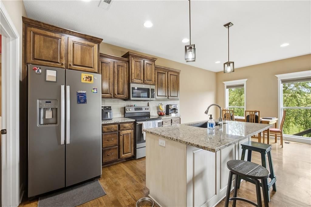 807 SW Mill Creek Court — photo 12