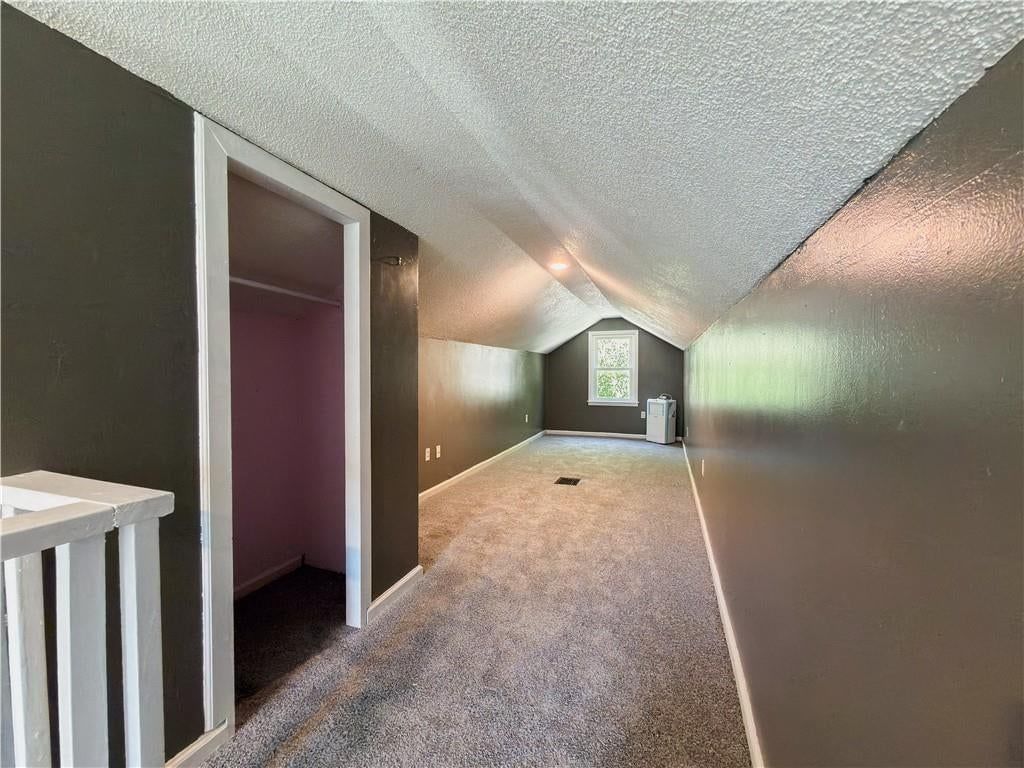 Photo 14 of 22 - 1007 E 22nd Avenue, North Kansas City, MO 64116