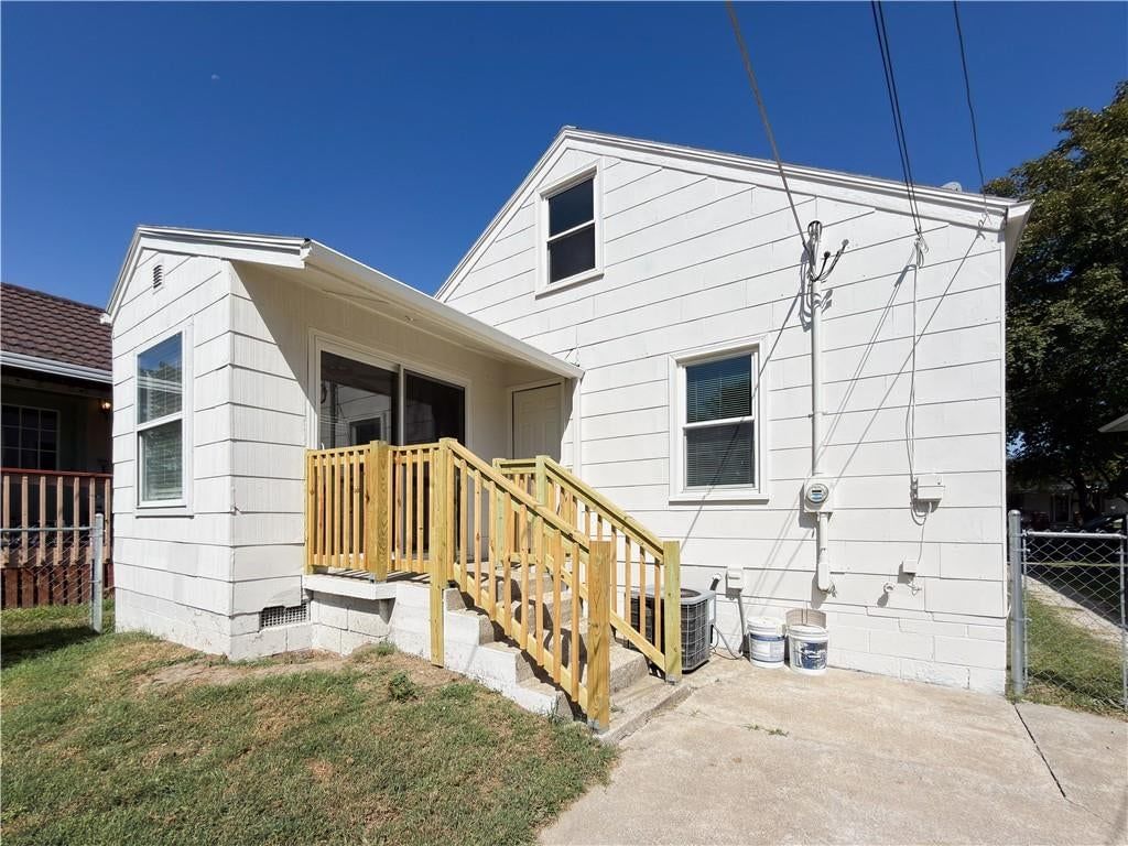 Photo 18 of 22 - 1007 E 22nd Avenue, North Kansas City, MO 64116