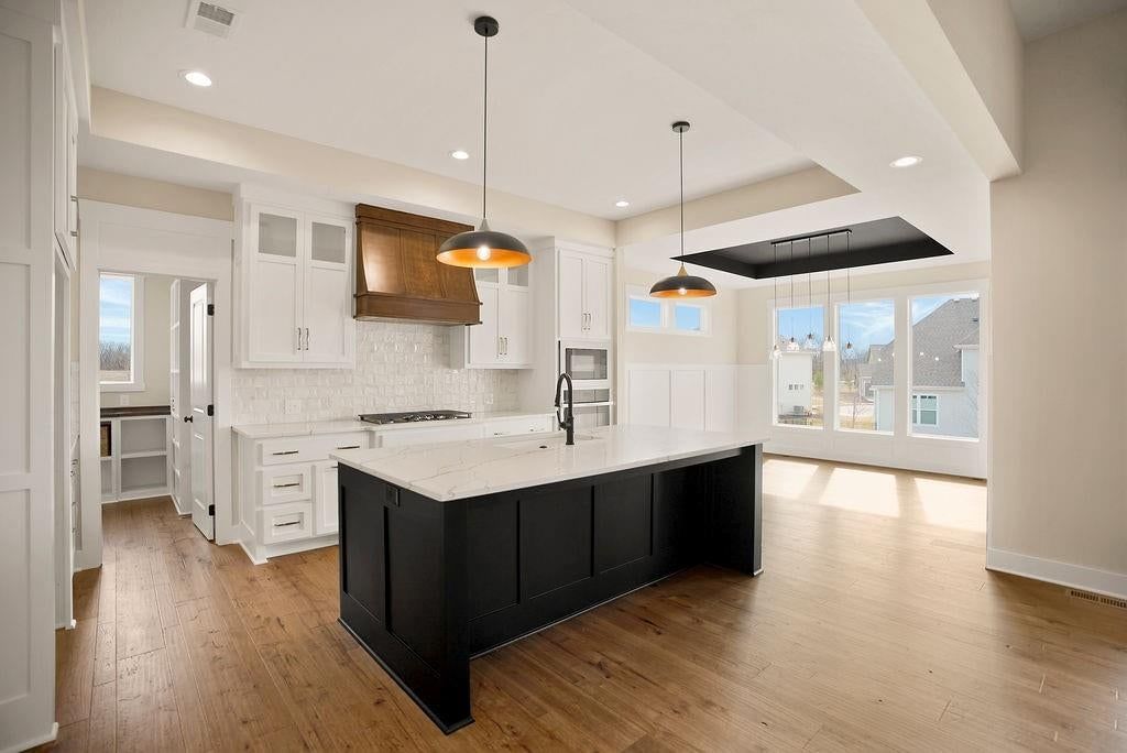 17521 Manor Street — photo 8