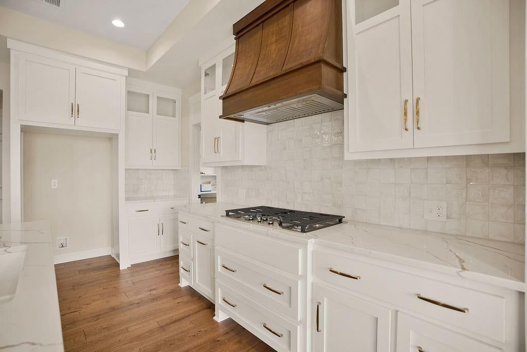 17521 Manor Street — photo 10