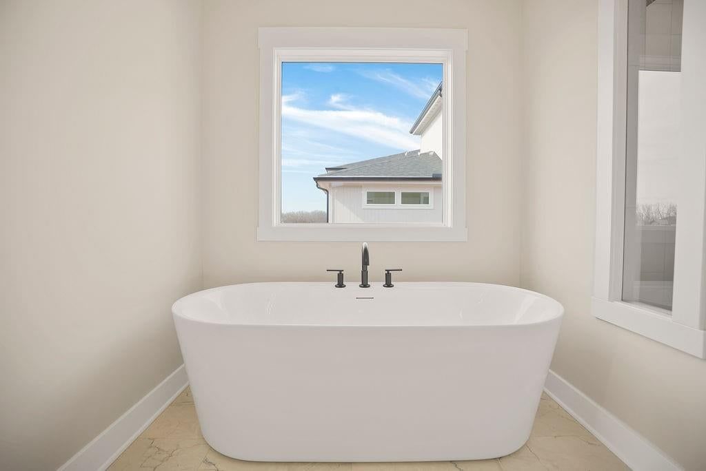 17521 Manor Street — photo 25