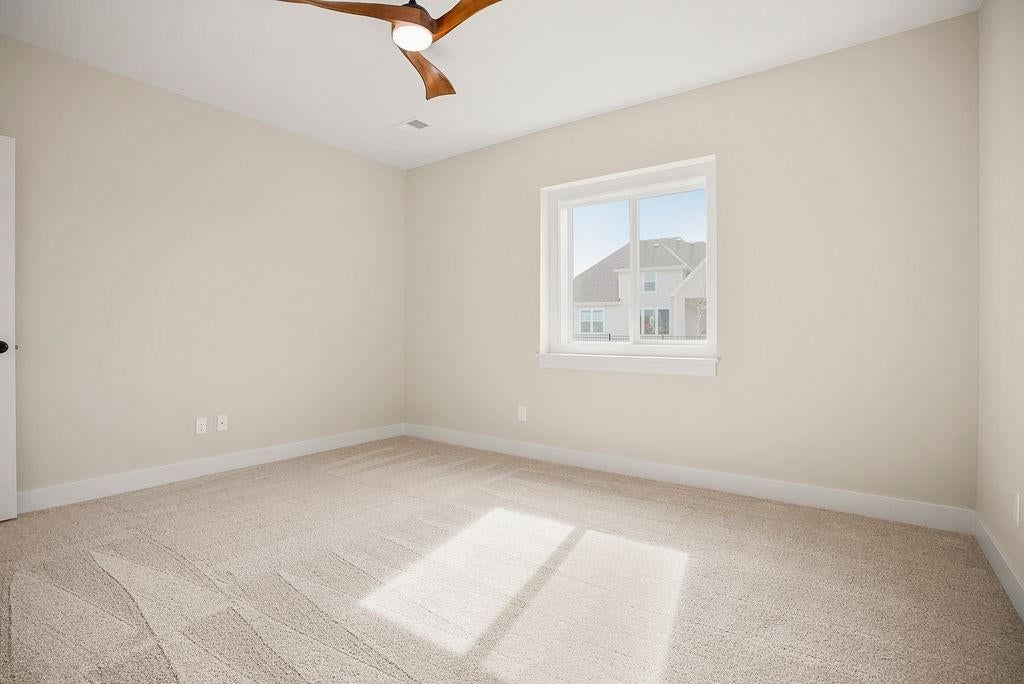 17521 Manor Street — photo 38