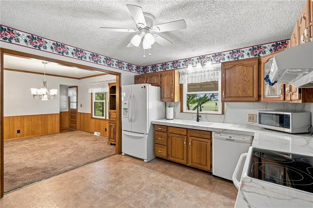 30115 W 95th Street — photo 9